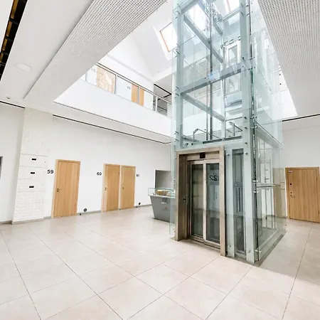 Vincent Grand Loft-near Clinic, Arena & Stadium Apartament *