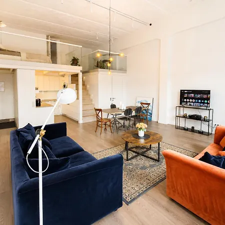 Apartament Vincent Grand Loft-near Clinic, Arena & Stadium *
