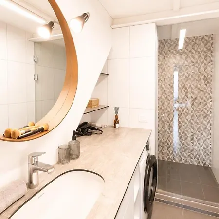 Vincent Grand Loft-near Clinic, Arena & Stadium Apartament *