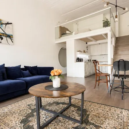 Vincent Grand Loft-near Clinic, Arena & Stadium