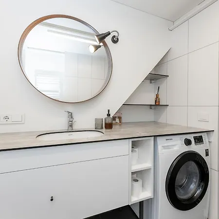 Vincent Grand Loft-near Clinic, Arena & Stadium Apartman