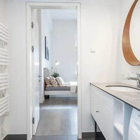 Vincent Grand Loft-near Clinic, Arena & Stadium Apartman
